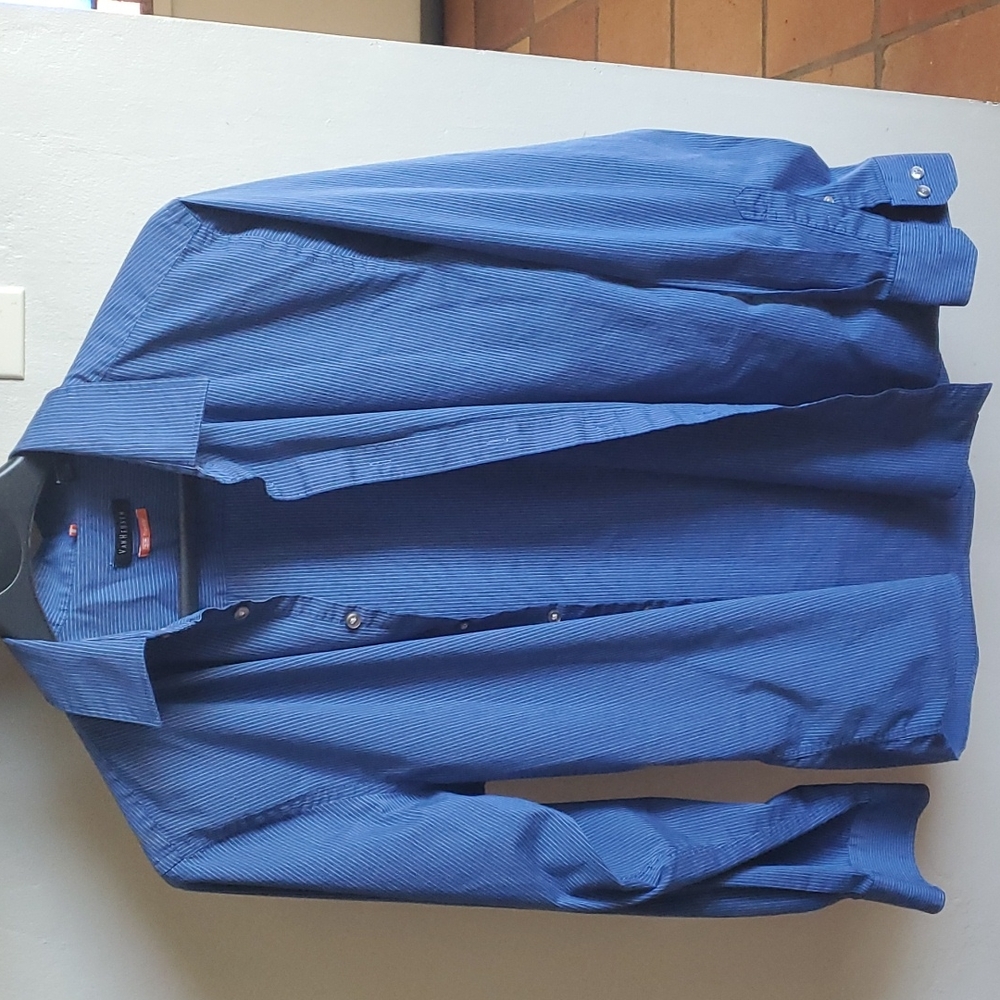 VanHeusen Blue button dress shirt